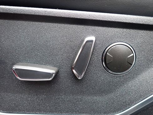 Used 2023 Ford F150 Raptor w/ Raptor Carbon Fiber Package image 22