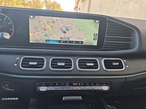 Used 2023 Mercedes-Benz GLS 580 4MATIC image 15