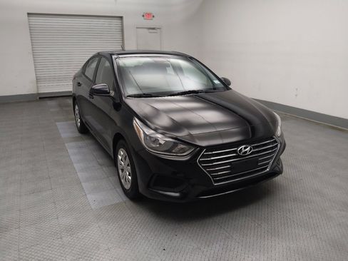 Used 2019 Hyundai Accent SE FWD image 13