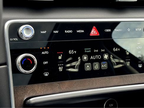New 2026 Genesis GV80 3.5T Prestige AWD/4WD image 10