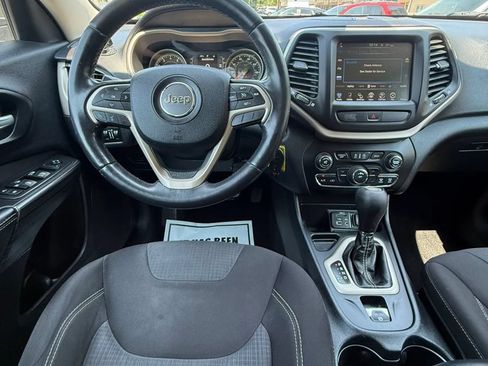 Used 2015 Jeep Cherokee Latitude w/ Trailer Tow Group FWD image 37