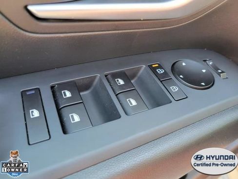 Used 2025 Hyundai Tucson SE AWD/4WD image 16