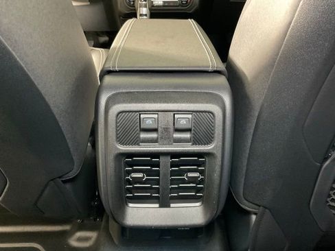 New 2025 Ford Bronco Big Bend image 17