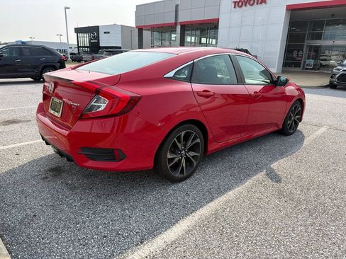 Used 2019 Honda Civic Sport image 5