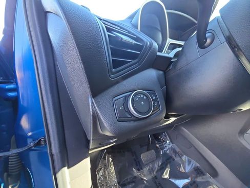 Used 2017 Ford Escape S image 21