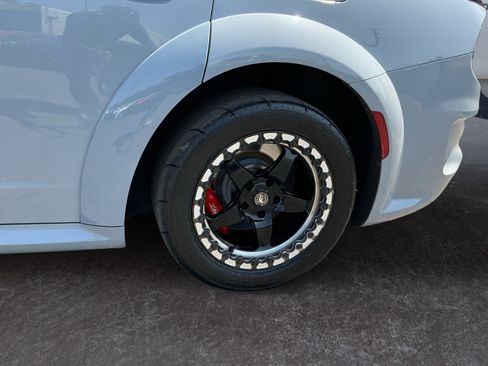 Used 2021 Dodge Charger SRT Hellcat RWD image 9