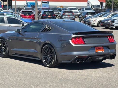 Used 2018 Ford Mustang GT Premium RWD image 8