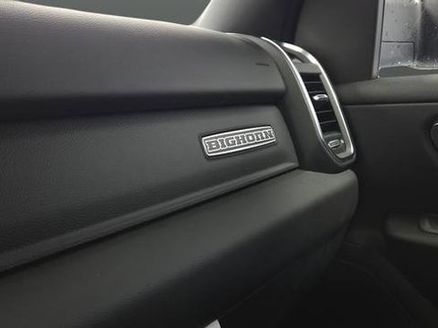 New 2026 RAM 1500 4x4 Crew Cab image 33