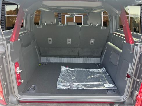 New 2026 Ford Bronco Outer Banks w/ Sasquatch Package AWD/4WD image 10