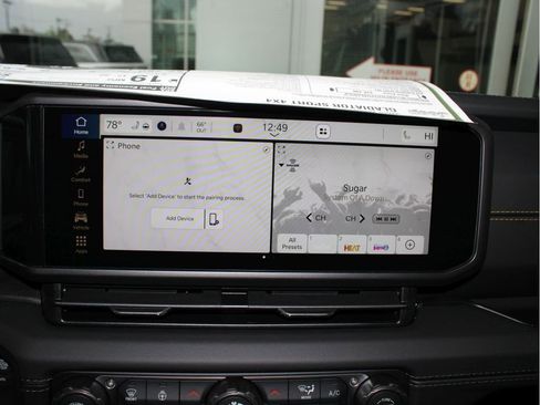 New 2025 Jeep Gladiator Sport image 17