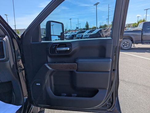 Used 2021 GMC Sierra 1500 Denali w/ Denali Ultimate Package AWD/4WD image 44