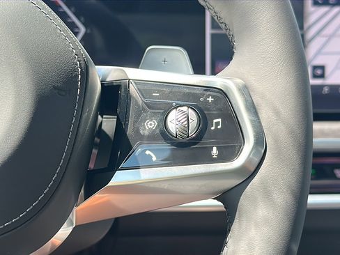 New 2026 BMW 740i w/ Premium Package RWD image 19