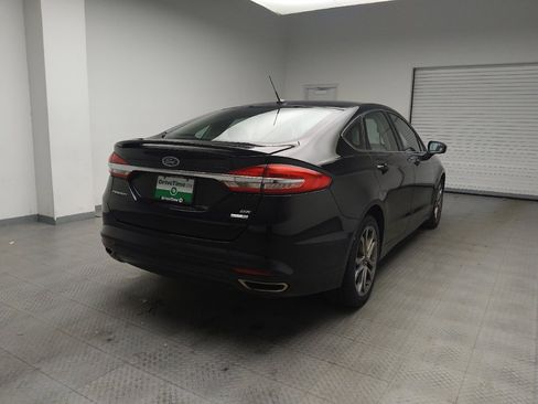 Used 2017 Ford Fusion SE w/ Equipment Group 201A image 9