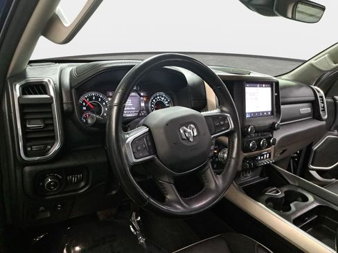 Used 2022 RAM 1500 Laramie AWD/4WD image 15
