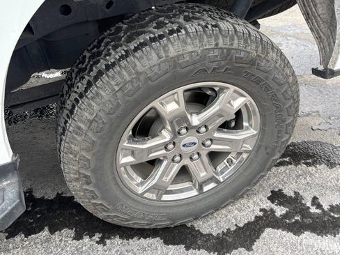 Used 2022 Ford F150 XLT w/ Equipment Group 302A High AWD/4WD image 15