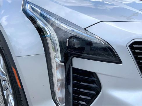 Used 2022 Cadillac XT4 Premium Luxury w/ Safety Alert Package AWD/4WD image 27