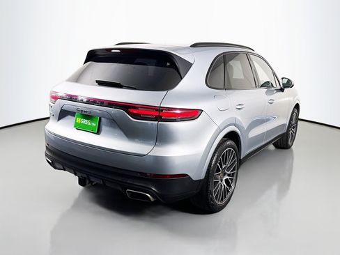 Used 2023 Porsche Cayenne Platinum Edition AWD/4WD image 10