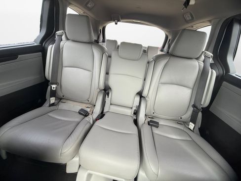 Used 2021 Honda Odyssey EX-L image 12