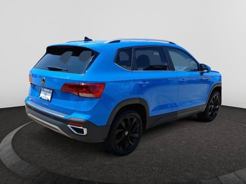 Used 2022 Volkswagen Taos SE FWD image 7