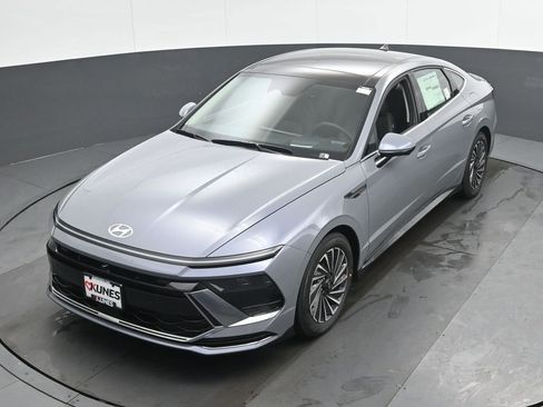 New 2026 Hyundai Sonata Limited image 40