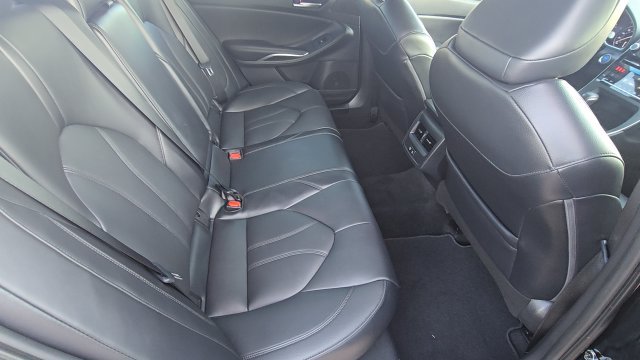 Used 2021 Toyota Avalon XLE FWD image 14