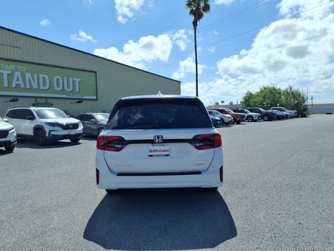 Used 2025 Honda Odyssey Touring image 7