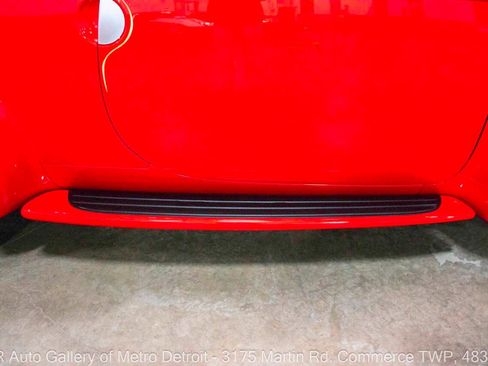 Used 2004 Chevrolet SSR w/ Preferred Equipment Group image 30