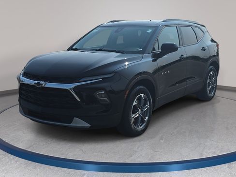 Used 2024 Chevrolet Blazer LT w/ Convenience Package FWD image 1