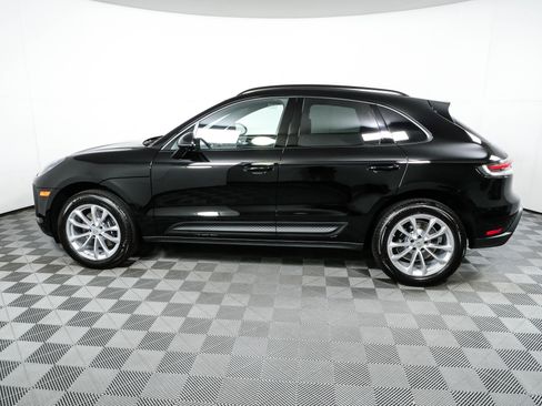 New 2026 Porsche Macan AWD/4WD image 2