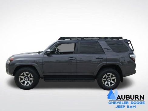 Used 2022 Toyota 4Runner TRD Off-Road Premium w/ Moonroof Package image 4