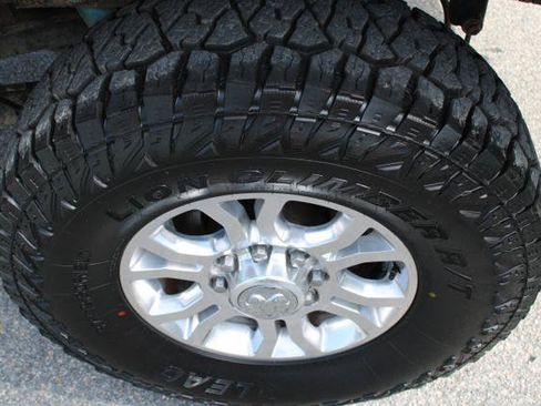 Used 2018 RAM 2500 Laramie AWD/4WD image 14
