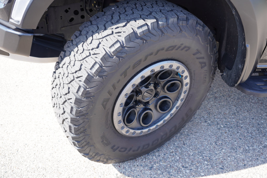 Certified 2024 Ford F150 Raptor AWD/4WD image 13