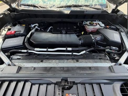 Certified 2023 Chevrolet Silverado 1500 Custom AWD/4WD image 18