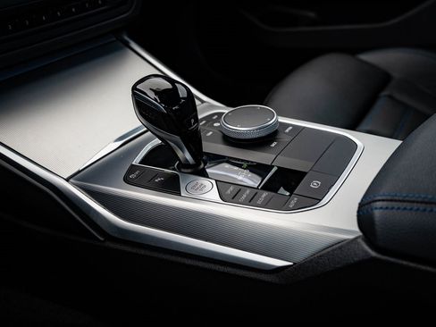 Used 2022 BMW M340i xDrive w/ Premium Package image 38