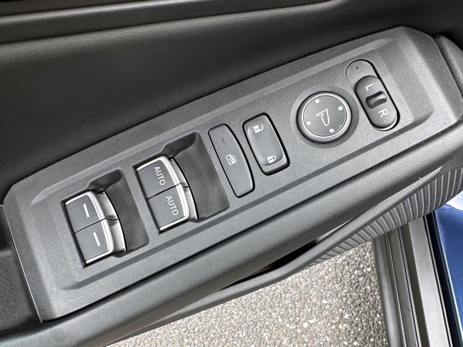 Used 2024 Honda Accord EX image 9