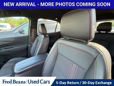 Used 2022 Chevrolet Equinox RS AWD/4WD image 16