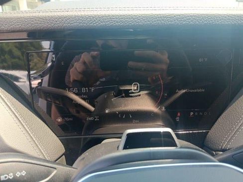 New 2026 GMC Yukon Denali w/ Advanced Technology Package AWD/4WD image 9