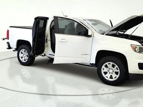 Used 2018 Chevrolet Colorado LT RWD image 11