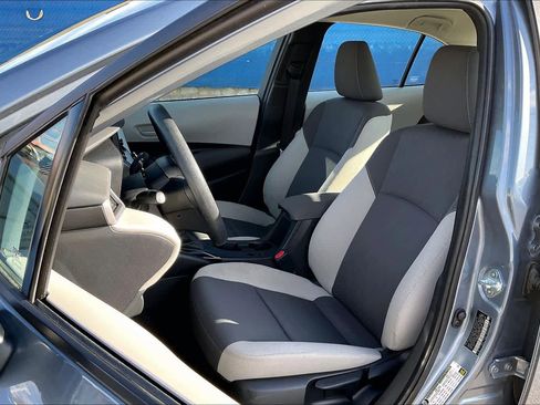 Used 2024 Toyota Corolla LE image 7