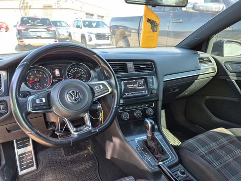 Used 2015 Volkswagen GTI S FWD image 7