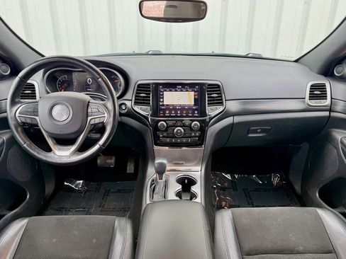 Used 2019 Jeep Grand Cherokee Altitude AWD/4WD image 33