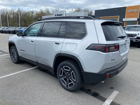 New 2026 Jeep Cherokee Limited image 5