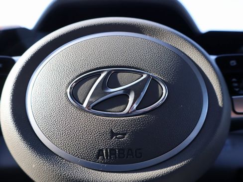 Used 2021 Hyundai Elantra SEL w/ Convenience Package image 27