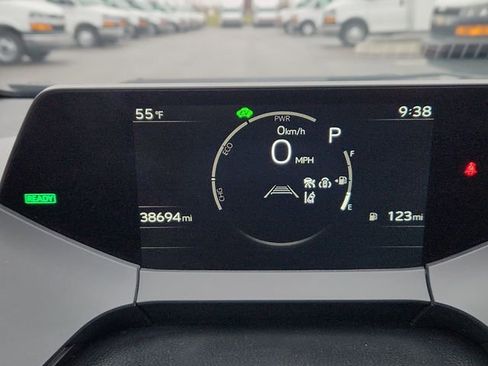 Used 2024 Toyota Prius LE image 40