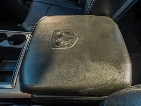 Used 2014 RAM 3500 Laramie image 32