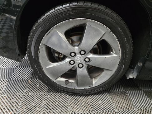 Used 2013 Toyota Prius Three image 32