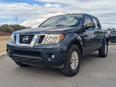 Used 2015 Nissan Frontier SV w/ SV Value Truck Package image 9