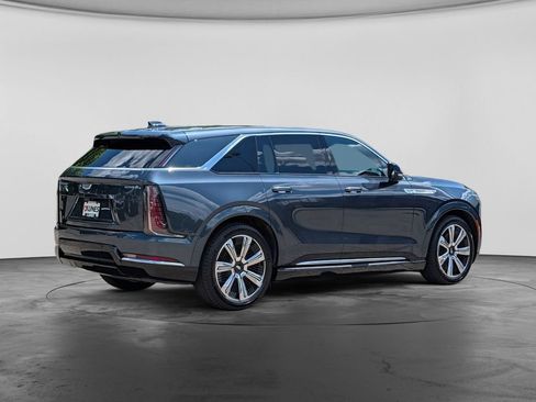 Used 2025 Cadillac Escalade IQ Luxury 2 w/ LPO, Premium Carpet Package AWD/4WD image 13