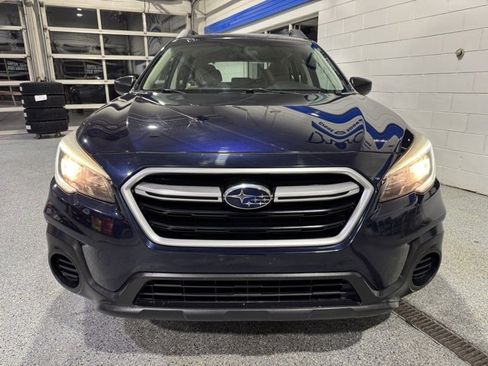 Used 2018 Subaru Outback 2.5i image 3