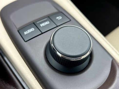 Used 2016 Lexus ES 350 w/ Accessory Package FWD image 25